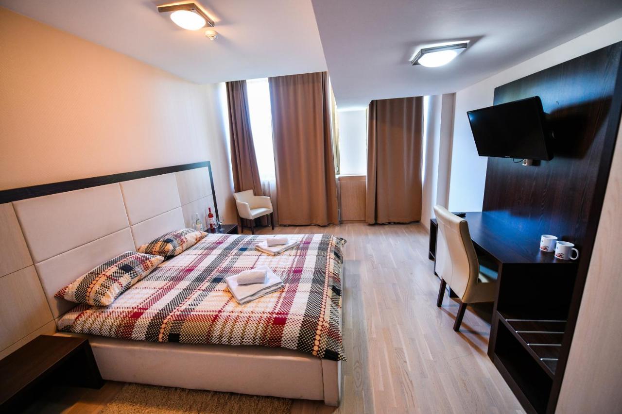 La Casa Apartments Banja Luka Ngoại thất bức ảnh