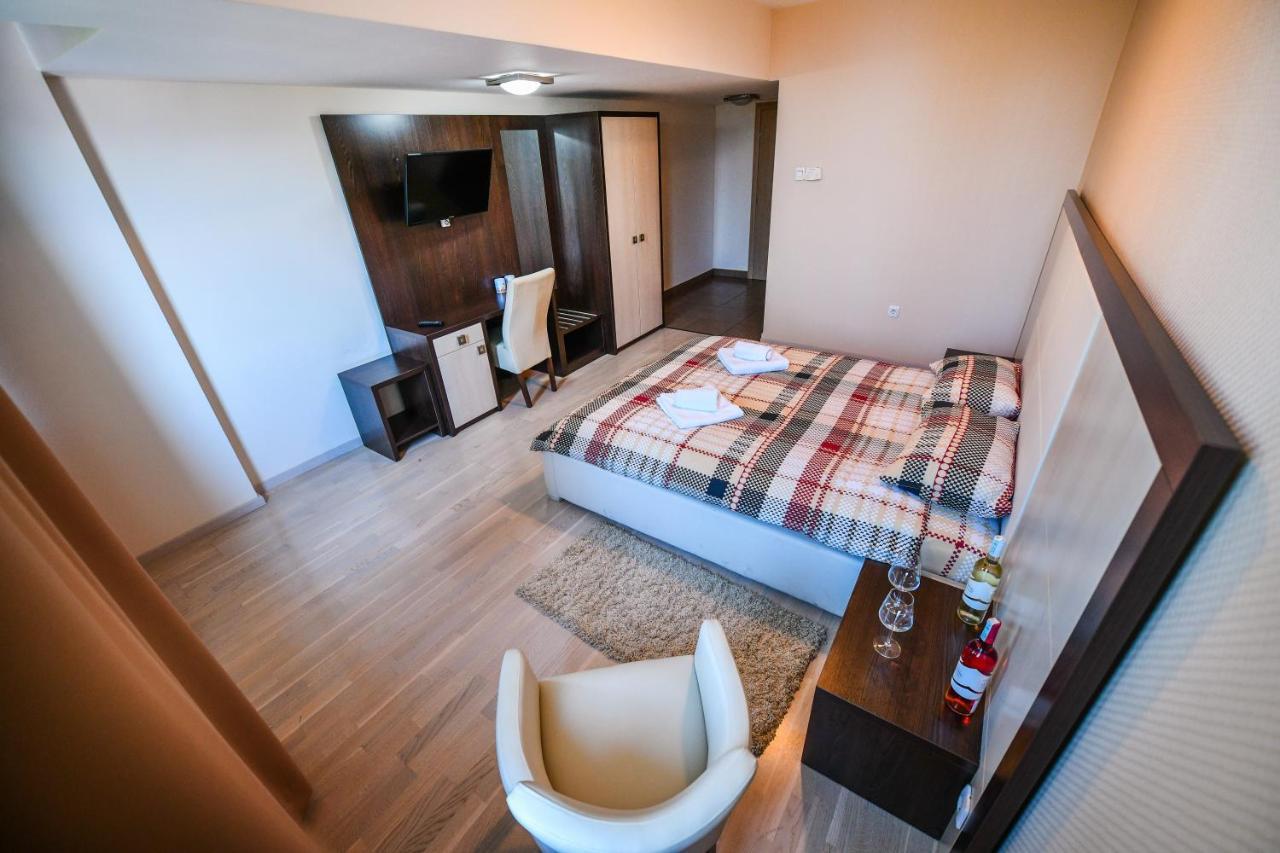 La Casa Apartments Banja Luka Ngoại thất bức ảnh